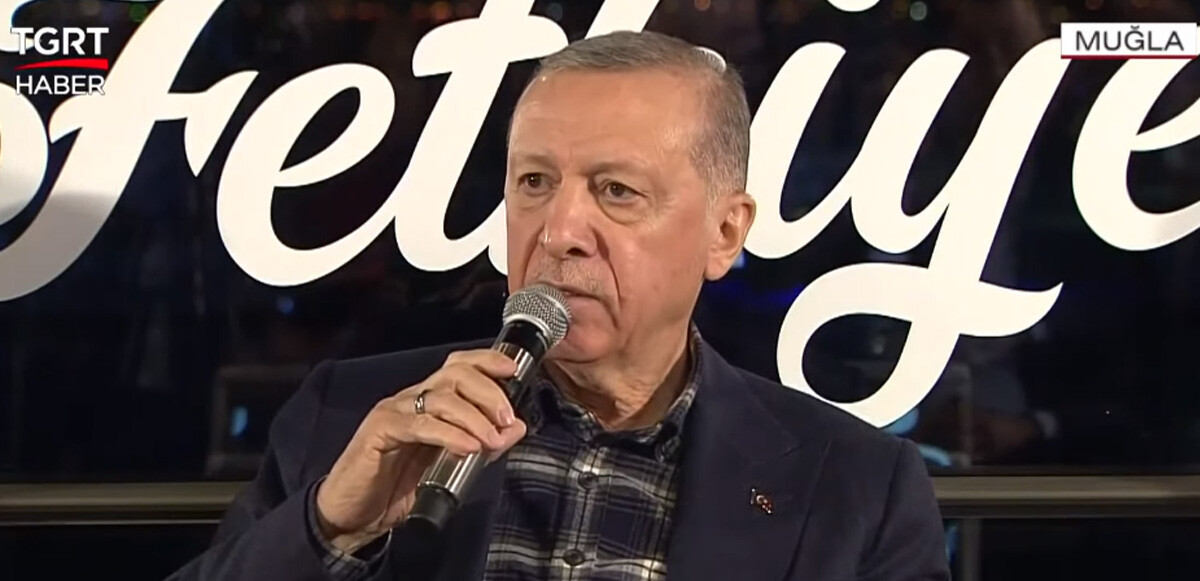 Gençlerle bir araya gelen Erdoğan&#039;dan 6’lı masaya yönetim eleştirisi: Anayasa’dan da habersizler