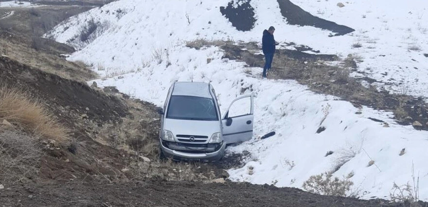 Tunceli'de feci olay! Kaza sonrası araçta sıkışan bedensel engelli sürücü donarak öldü