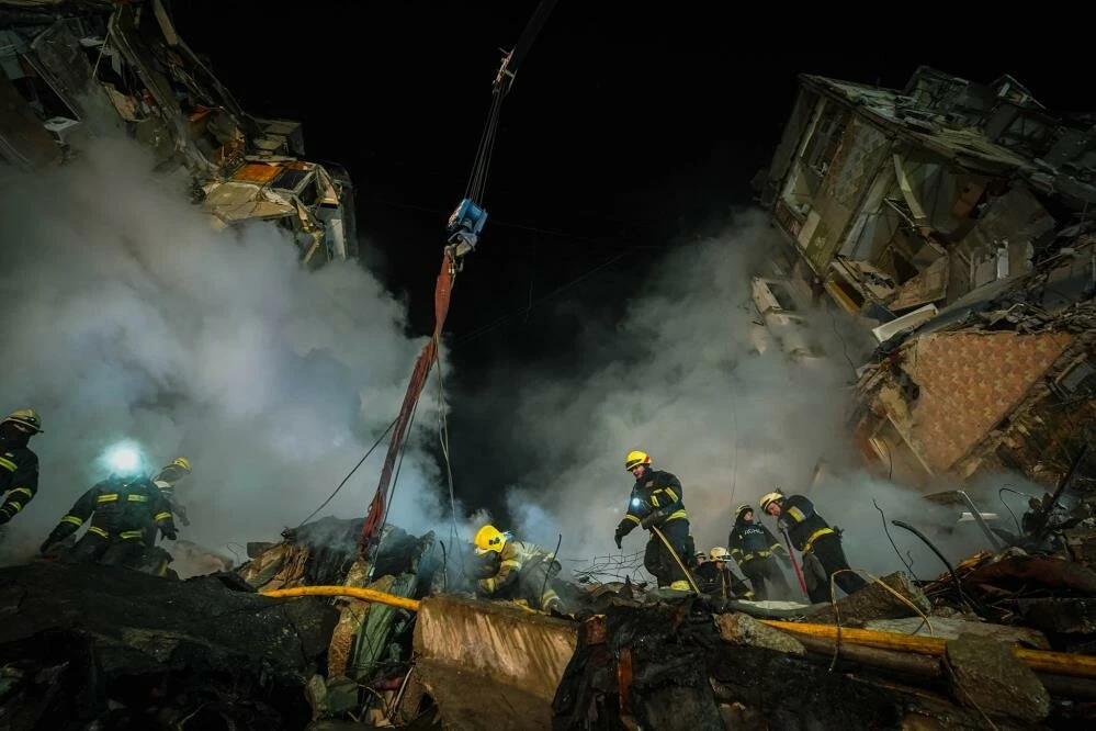 Dnipro'ya füze saldırısında can kaybı artıyor! Rusya yine sivilleri hedef aldı