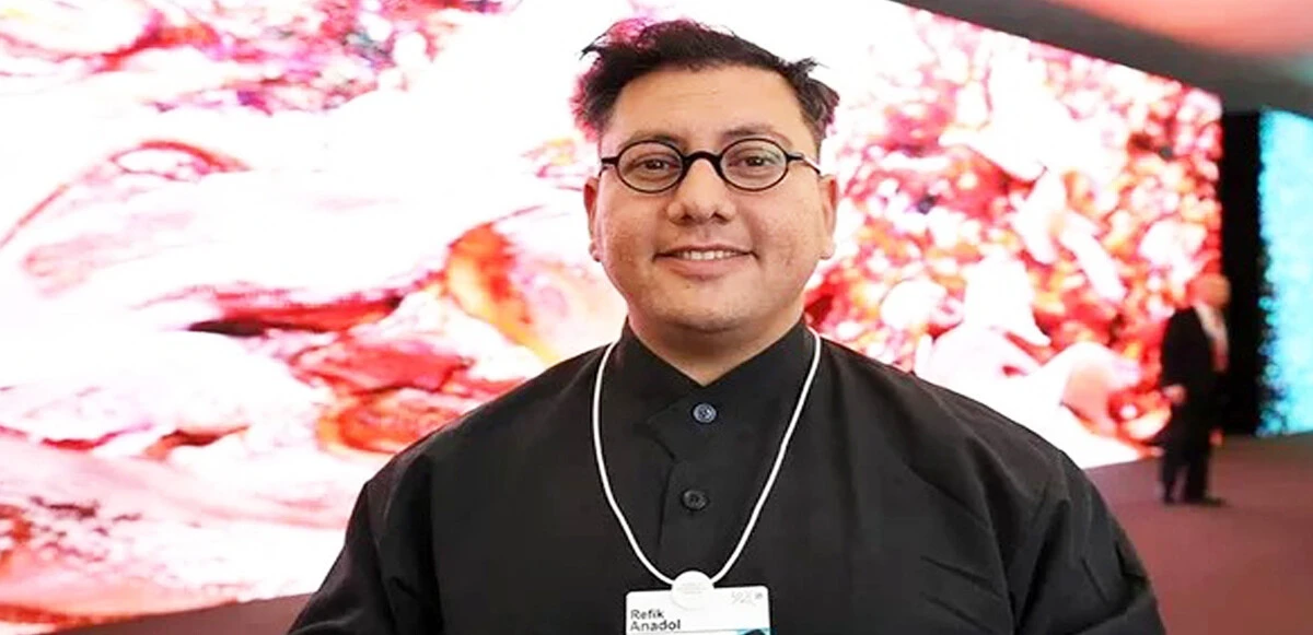 Refik Anadol'un eserleri Davos’a damga vurdu