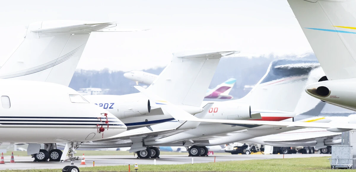 Davos'ta iklim ikiyüzlülüğü: Görüşmeye karbon emisyonu yayan özel jetlerle gittiler