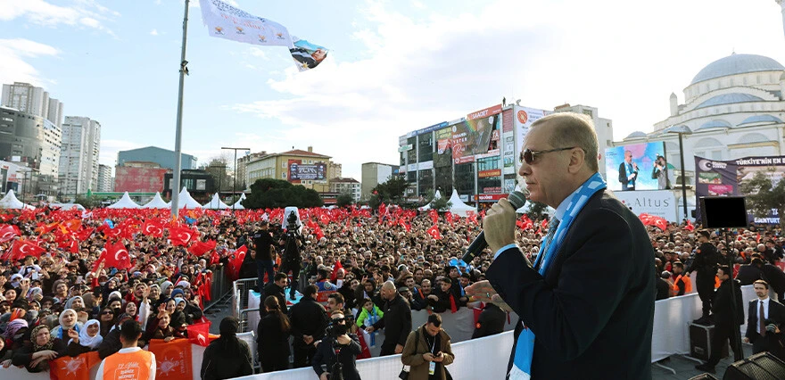 Cumhurbaşkanı Erdoğan'dan Miçotakis'e sert uyarı: Bir yanlış yaparsan çılgın Türkler yürür!