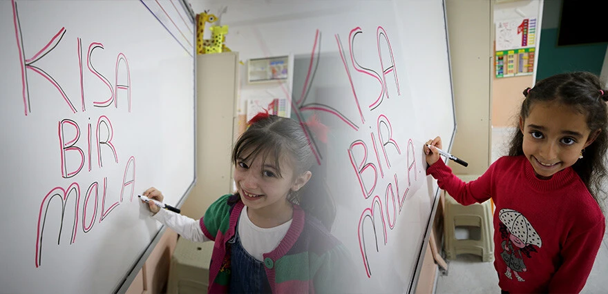 Milyonlarca öğrenci için karne günü: MEB'den yarıyıl tatilinde bir ilk