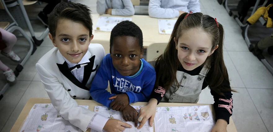 Milyonlarca öğrenci için karne günü: MEB'den yarıyıl tatilinde bir ilk