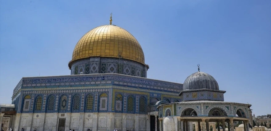 Usta sanatçı İbrahim Tatlıses'ten Kudüs ziyareti: Tüm dünyaya zeytin dalı uzatıyorum