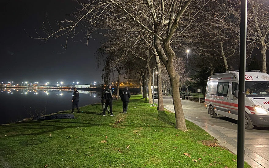 İstanbul Küçükçekmece Gölü’nde şüpheli ölüm: 23 yaşındaki genç boğularak hayatını kaybetti