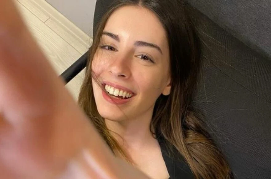 Kızılcık Şerbeti Çimen kimdir, kaç yaşında? Selin Türkmen instagram hesabı!