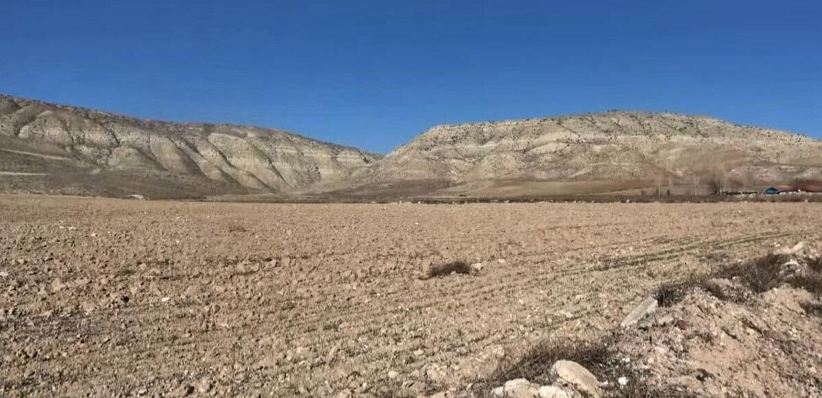 Kar bir türlü düşmedi, çiftçilere kuraklık uyarısı geldi: Mutlaka sigorta yaptırın