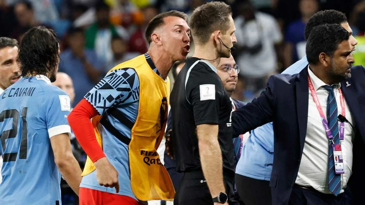 FIFA, Fernando Muslera'nın cezasını açıkladı!