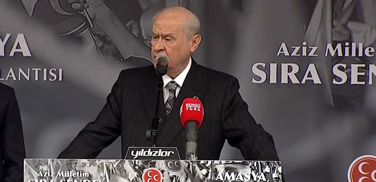 Bahçeli’den üç dönem adaylık tartışmasına nokta: Erdoğan&#039;ın adaylığından vazgeçersek namerdiz