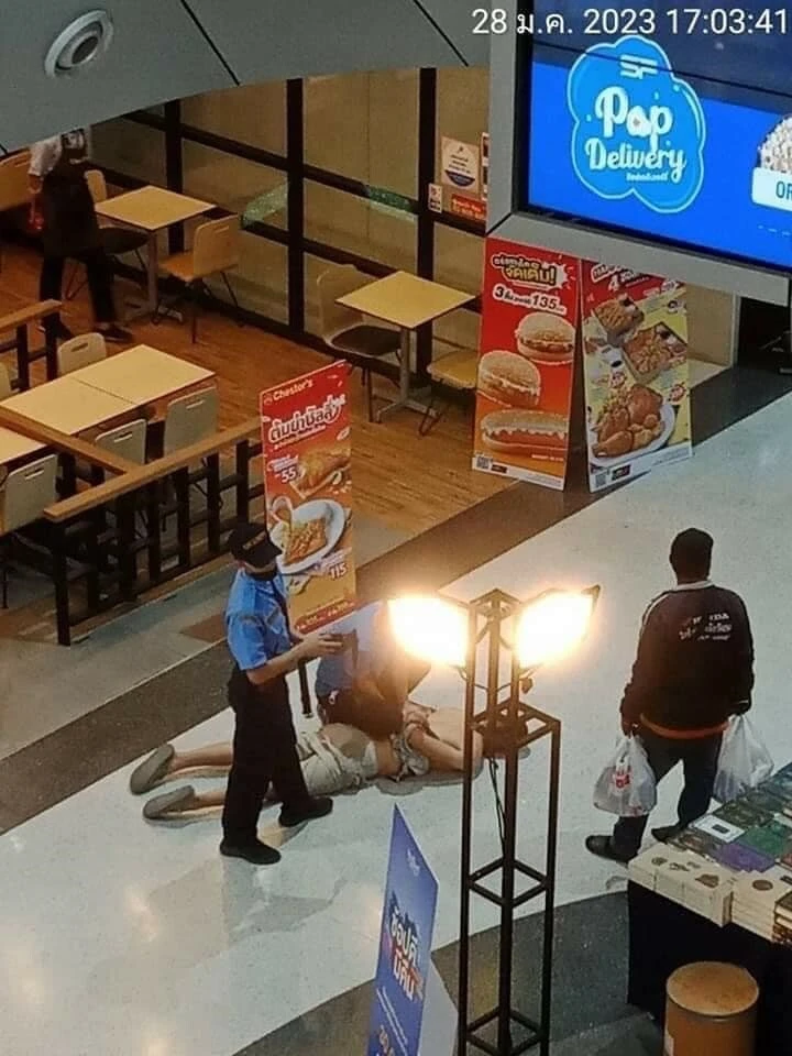 Tayland'da altın kolye çalmaya çalışan acemi hırsız uzman çavuş çıktı