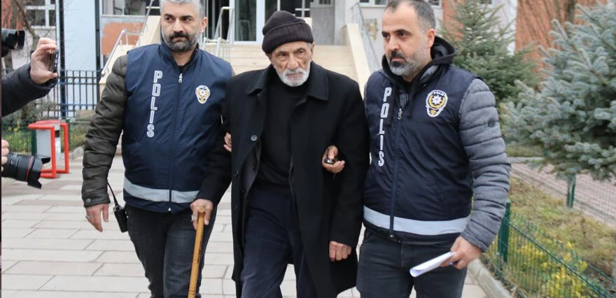 Eşini ve 2 çocuğunu öldüren emekli astsubayın bir oğlu kayıp çıktı!