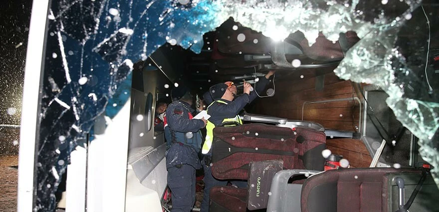 Son dakika! Tokat'ta yolcu otobüsü kontrolden çıktı: Ölü ve yaralılar var