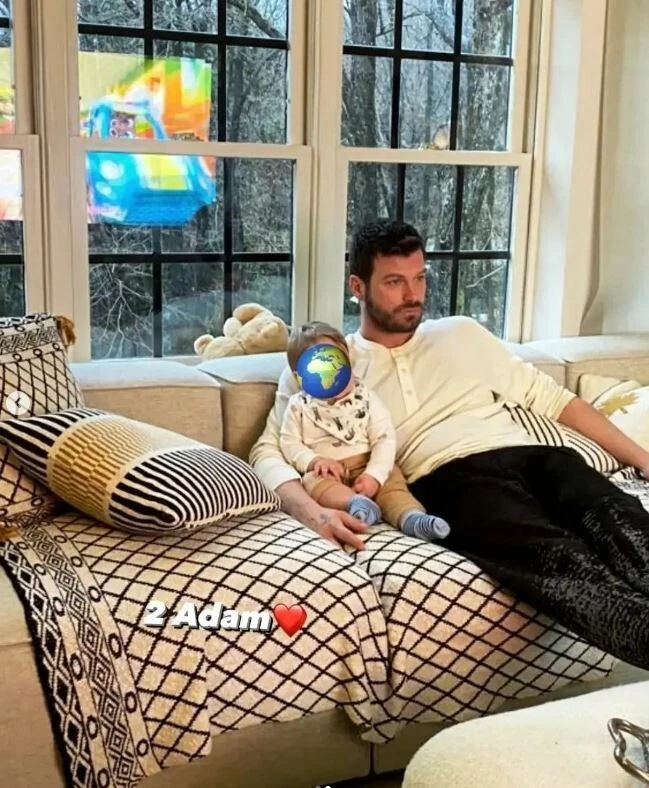 Kıvanç Tatlıtuğ oğluyla yeni kareler paylaştı, sosyal medya adeta yıkıldı!