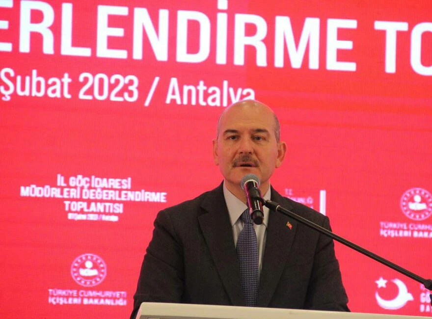 Bakan Soylu'dan ABD Büyükelçisi'ne 'konsolosluk krizi' için sert tepki: Pis ellerini Türkiye'den çek