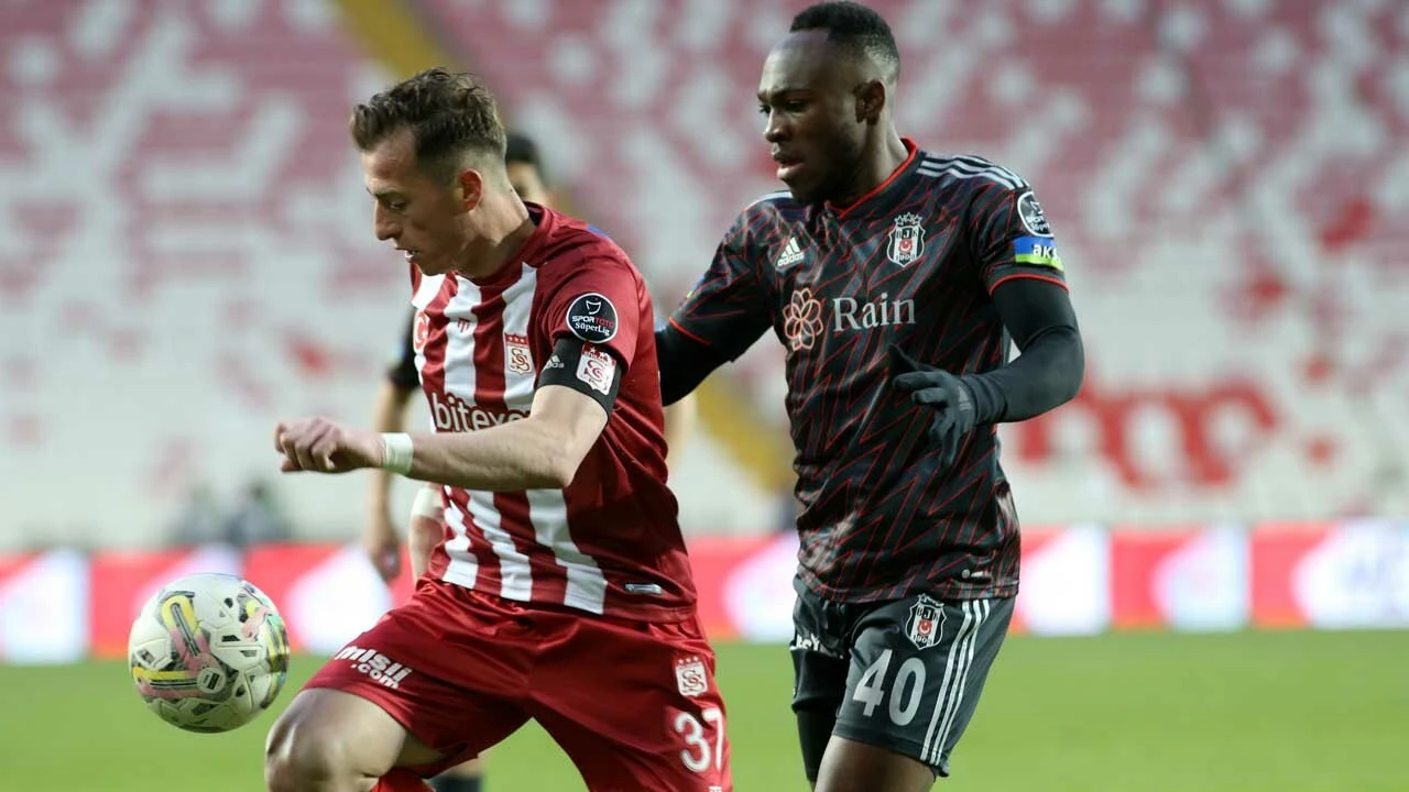 N'Koudou'nun formasında şaşırtan detay: Taraftarlar tepki gösterdi!