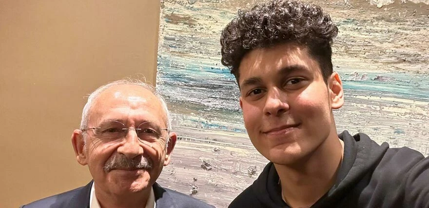 CHP lideri Kemal Kılıçdaroğlu kendisine ‘aday olma’ diye seslenen gençle buluştu