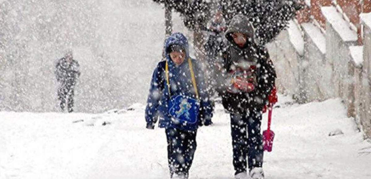 Birçok ilde eğitime kar engeli! Tatil haberleri art arda geldi, 6 Şubat'ta tatil olan iller (İstanbul, Ankara, Diyarbakır, Sivas, Isparta, Muş…)
