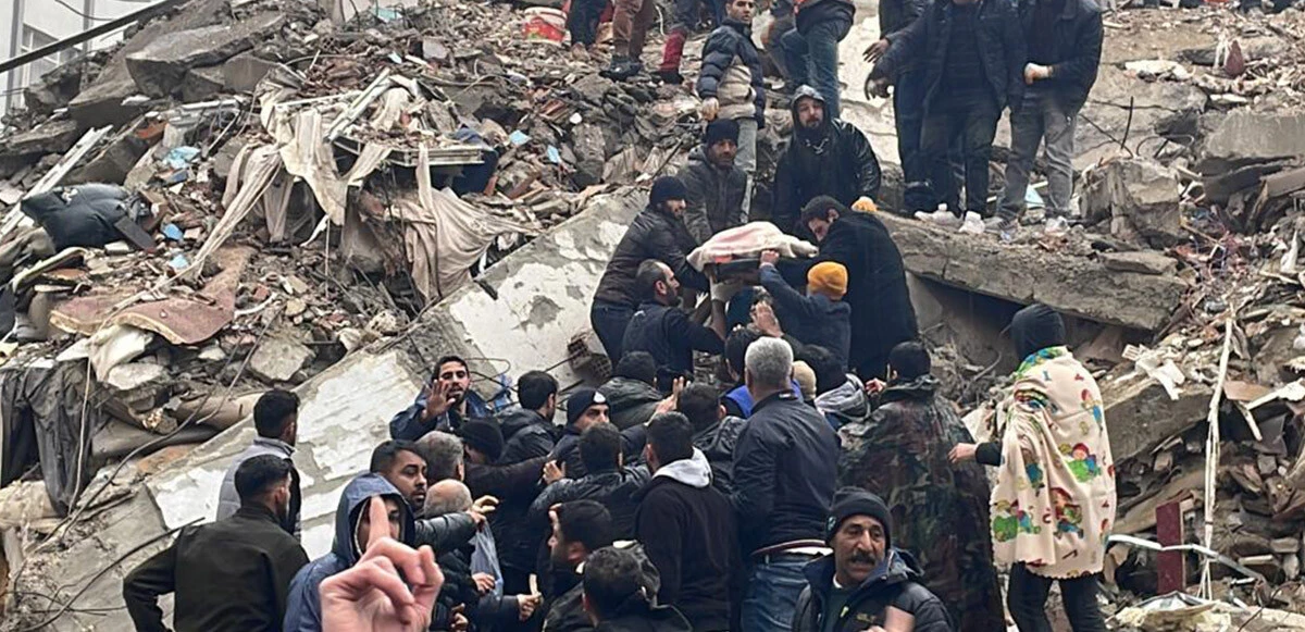 Son dakika! Cumhurbaşkanı Erdoğan'dan deprem açıklaması: 1939'dan bu yana en büyük felaket