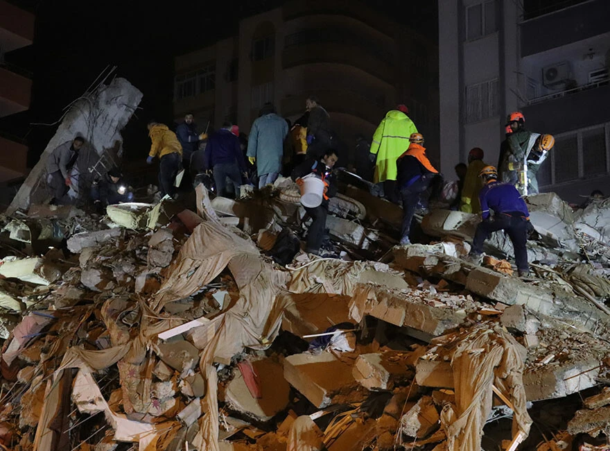 Son dakika! Kahramanmaraş depremi Türkiye'yi vurdu! Bölge beşik gibi sallandı: AFAD bilançoyu açıkladı