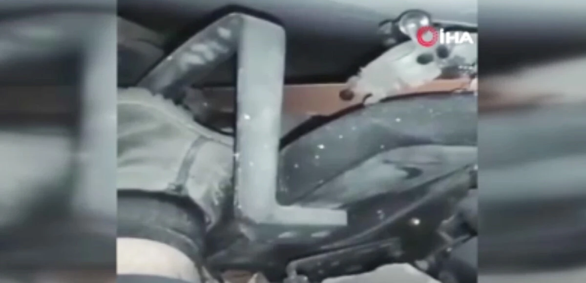 Enkaz altından yardım çığlığı