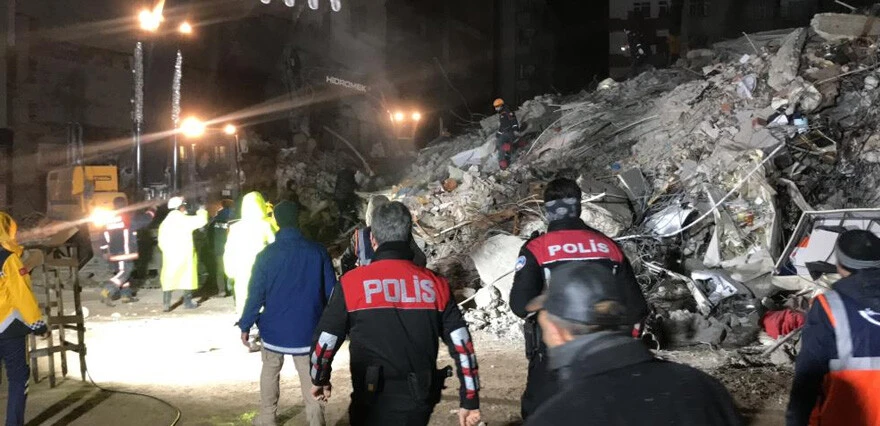 Yürek sızlatan detay: Emekliliğine 2 ay kalan polis memurunun cansız bedenine ulaşıldı