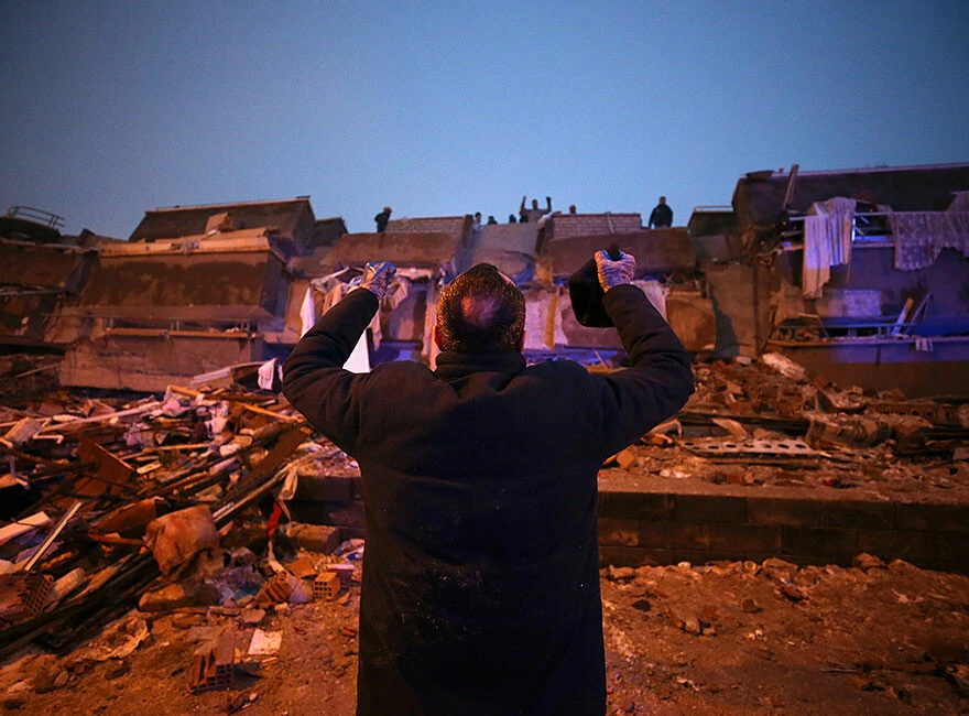 Son dakika! Kahramanmaraş depreminde 2. gün: Bilanço ağırlaşıyor, binlerce ölü ve yaralı var