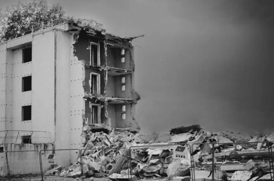 Rüyada deprem olduğunu görmek ne anlama gelir? Rüyada deprem olduğunu görmek ve sallanmak!