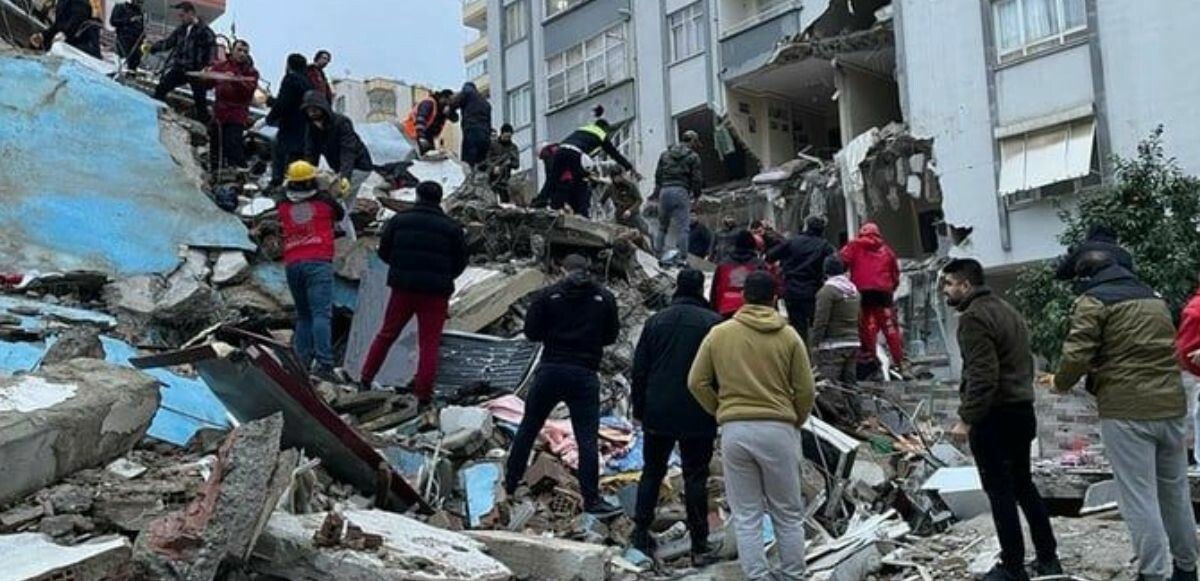 AFAD gönüllü kimlik kartı nasıl alınır? Deprem bölgesine nasıl gönüllü gidilir?