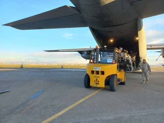 İtalya'nın yardım malzemeleri Mevlana'nın umut dolu sözleriyle geliyor!