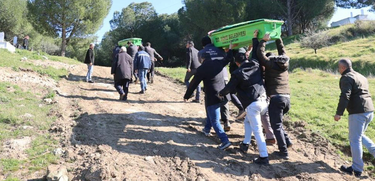 Kahramanmaraş&#039;taki depremde hayatını kaybeden anne-kız toprağa verildi