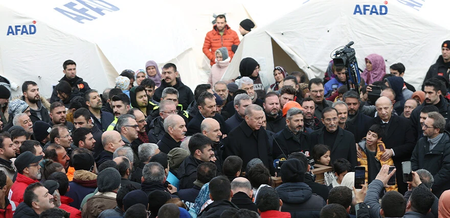 Son dakika! Cumhurbaşkanı Erdoğan, Adıyaman'da duyurdu: Depremzedelere taşınma ve kira desteği