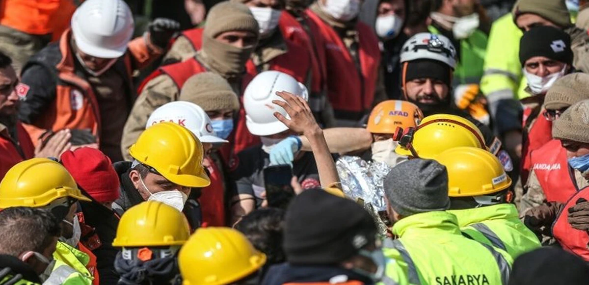 İspanyol sismolog Diaz, depremin boyutunu bu sözlerle açıkladı: 1000 katı fazla! İstanbul depremi ile ilgili merak edilenleri cevapladı
