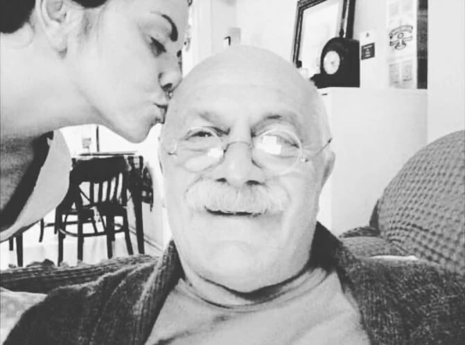 Ünlü tiyatrocu Orhan Aydın'ın acı günü: Enkaz altında kalan kızı Eylem Aydın'ın cansız bedenine ulaşıldı