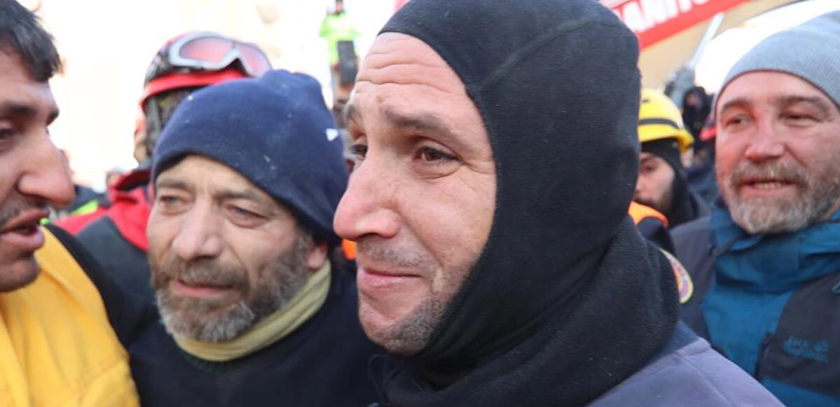 Son dakika! 133 saattir enkaz altında olan Ülkü'den sevindiren haber: Sağ salim kurtarıldı