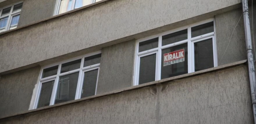 Fırsatçılar deprem de dinlemediler… Elazığ’da 800 liralık kiralar 4 bine çıktı