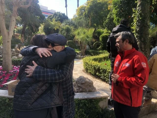 Bir babanın en zor anı: Sanatçı Orhan Aydın depremde kaybettiği kızının cenazesini kendi aracıyla Adana'ya taşıdı!