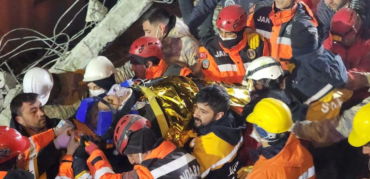 Son dakika! Enkazlardan iyi haberler peş peşe geliyor: Hayata böyle merhaba dediler