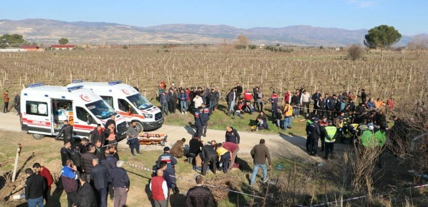 Manisa'da tır ile işçi servisi çarpıştı: 23 kişi yaralandı