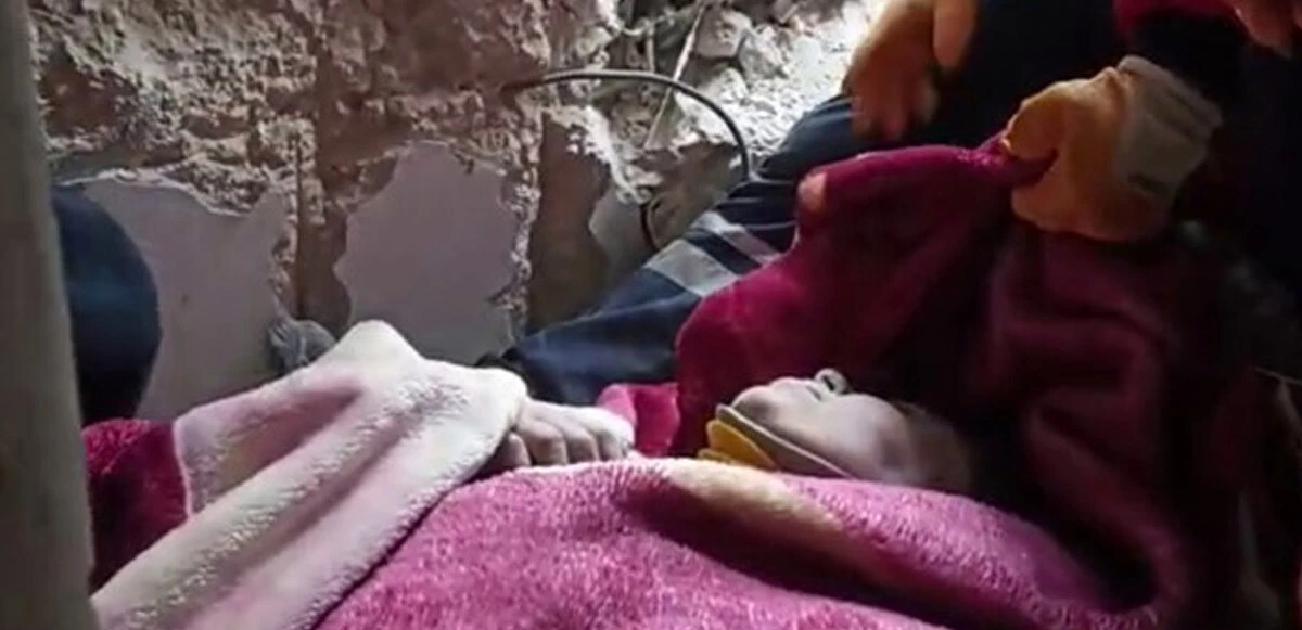 Son dakika! Enkazlardan iyi haberler peş peşe geliyor: Hayata böyle merhaba dediler