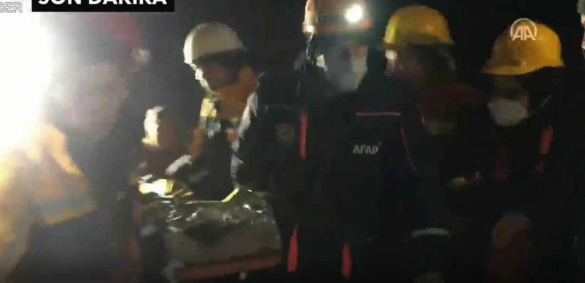 Son dakika! Enkazlardan iyi haberler peş peşe geliyor: Hayata böyle merhaba dediler