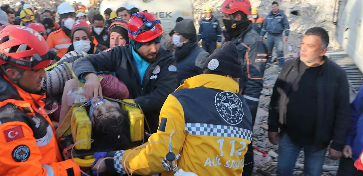 Son dakika! Kahramanmaraş'ta 206 saat sonra umudun adı Ayşegül Bayır!