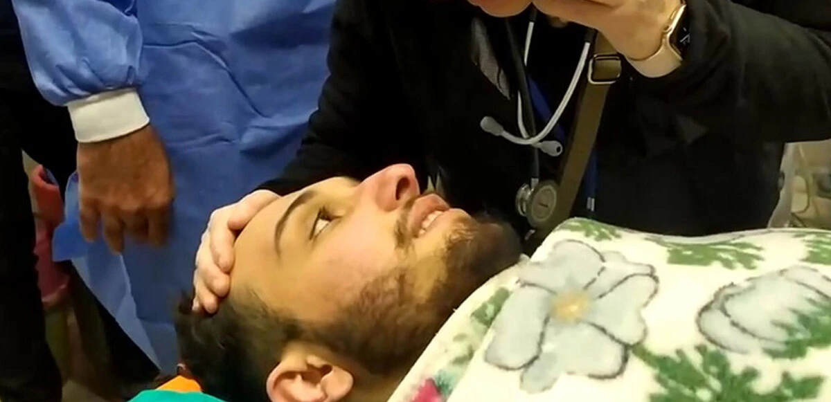 198 saat sonra enkaz altından çıkan kardeşler yaşadıklarını anlattı: Protein tozu ile hayatta kaldık