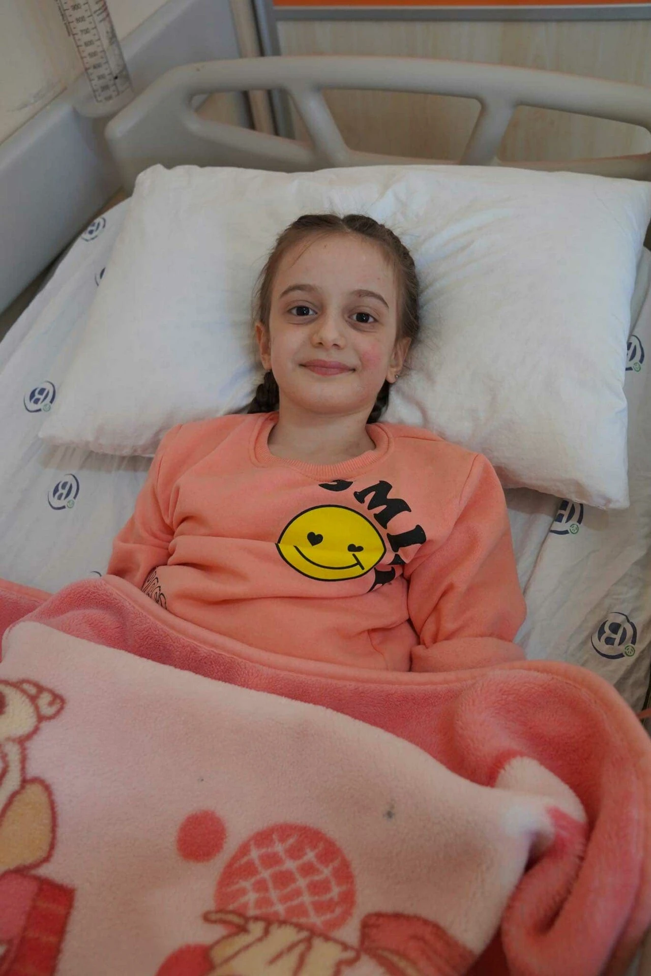 Fatih Terim, minik depremzede Bensu ile görüştü