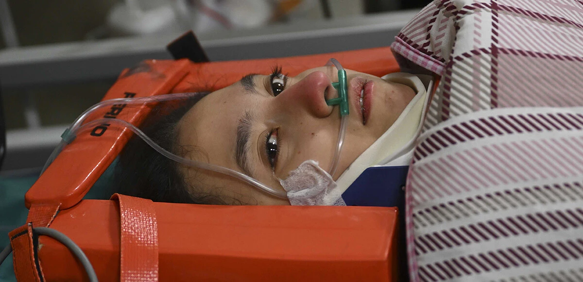 Son dakika! 248. saattin umudu: 17 yaşındaki genç kız 11. günde kurtarıldı