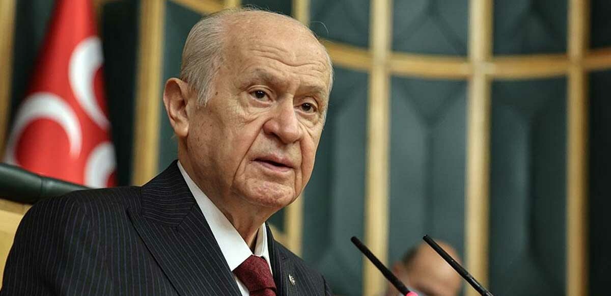 MHP lideri sosyal medyadan paylaştı! Devlet Bahçeli Vakfı depremden etkilenen 11 çocuğun sorumluluğunu üstlenmeye hazır