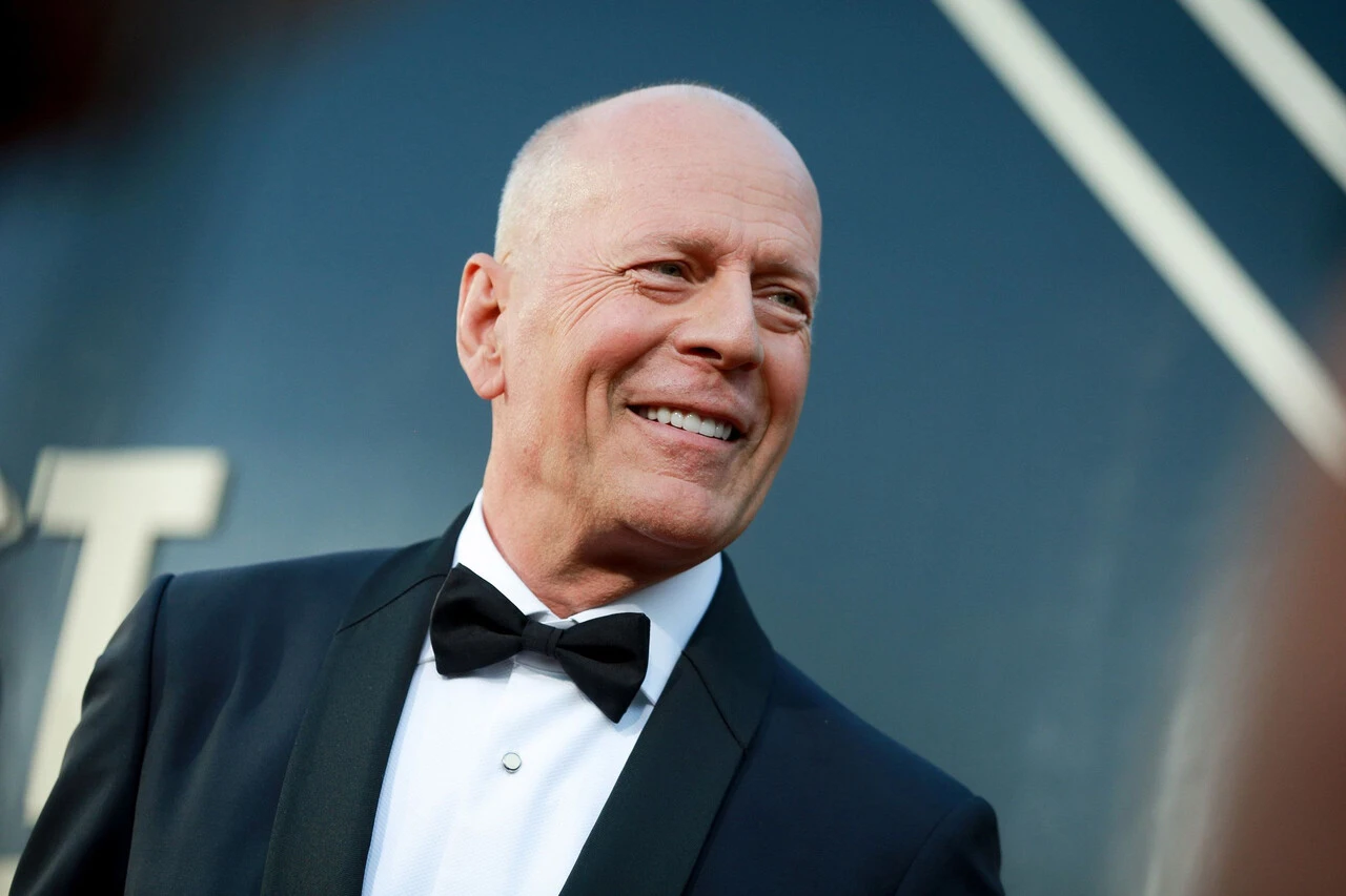 Geçen yıl oyunculuğu bırakan dünyaca ünlü aktör Bruce Willis, tedavisi olmayan bir hastalığa yakalandı!