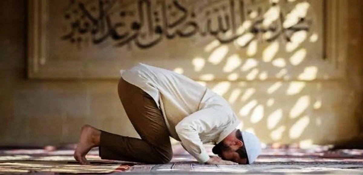MİRAÇ KANDİLİ 12 REKAT NAMAZ NASIL KILINIR? Miraç Kandili Gecesi Hangi Namazlar Kılınır?