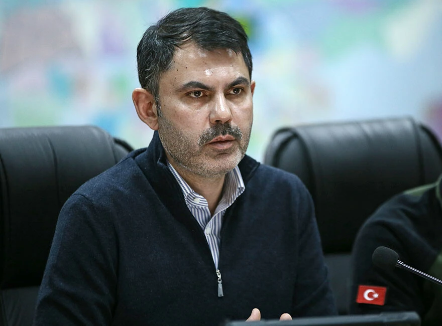 Bakan Kurum'dan deprem bölgesi açıklaması: 85 bin bina ağır hasarlı