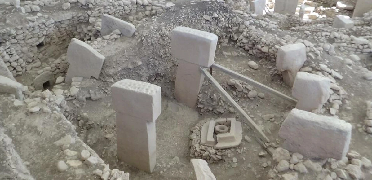 Deprem felaketi sonrası Göbeklitepe'de şaşırtan görüntü! Hasar görmeden ayakta kaldı